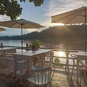 ** Couette-café Dear House Laos