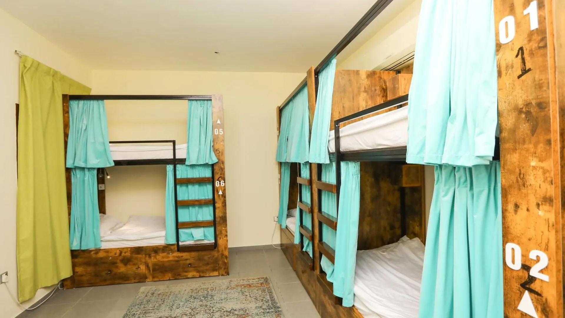 אבו דאבי The Villa Hostel - By Lunar